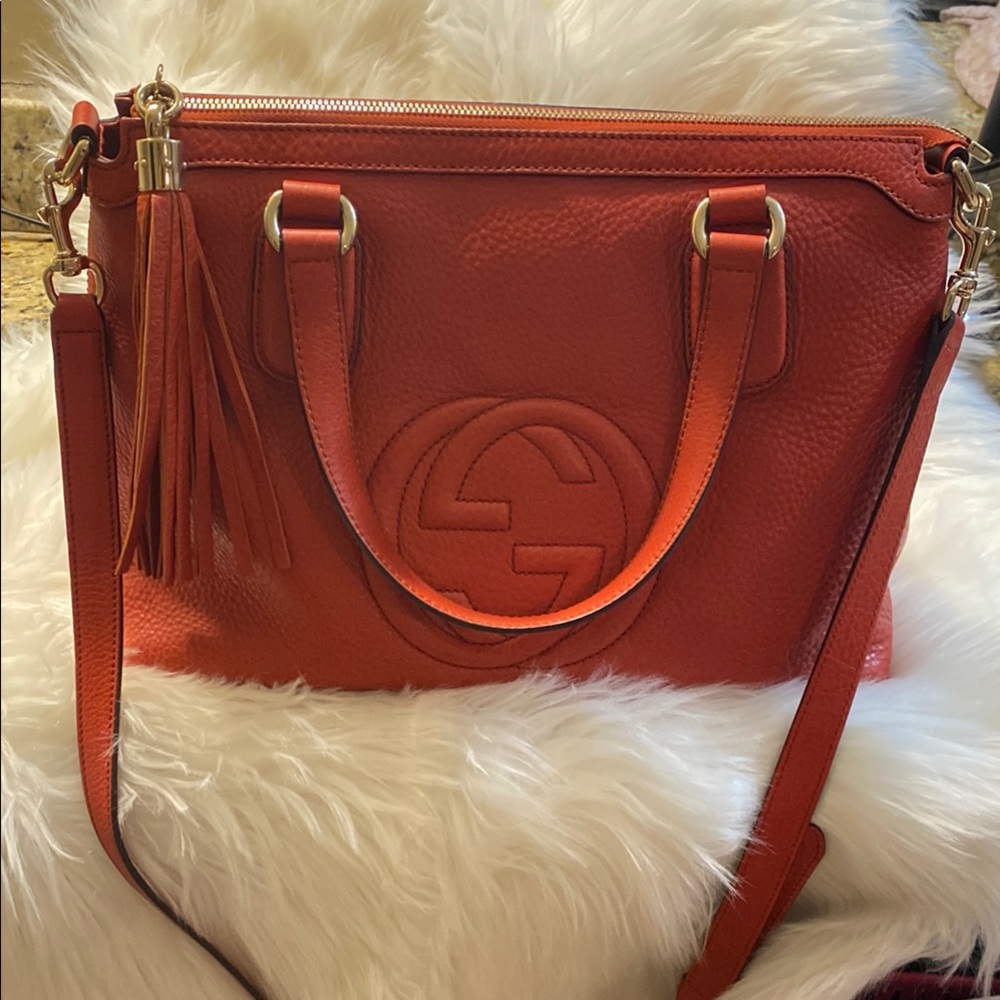 Gucci Red and Cream Crossbody Bag with Iconic Logo and Tassel